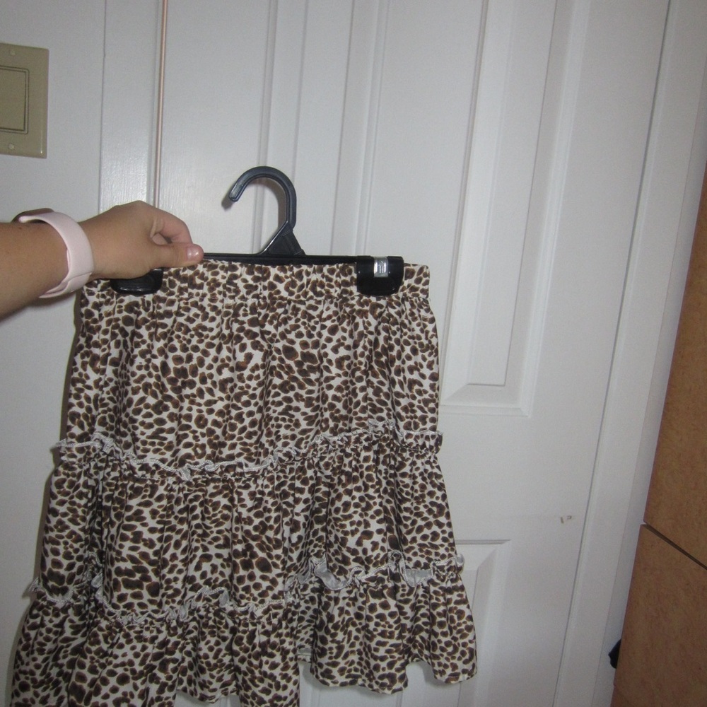 SHEIN Brown Leopard Print Skater Skirt - Picture 2 of 2